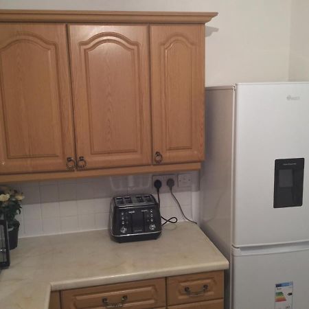 Quiet Residential Area Within Easy Reach Of Town Apartment แมนเชสเตอร์ ภายนอก รูปภาพ