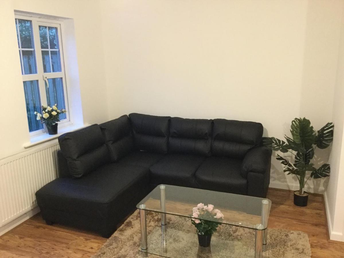 Quiet Residential Area Within Easy Reach Of Town Apartment แมนเชสเตอร์ ภายนอก รูปภาพ